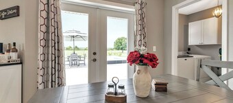 Florida Countryside Retreat-Charming 3-bedroom house with Jacuzzi and Spa pool!