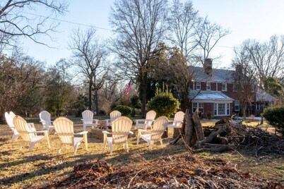 Charmed Manor - 5mi to DT, Opry & Airport