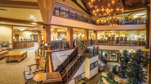 Unforgettable Family Fun at Wyn. Glacier Canyon- Water Park Passes Included-2 Bd