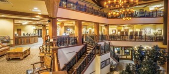 Unforgettable Family Fun at Wyn. Glacier Canyon- Water Park Passes Included-2 Bd