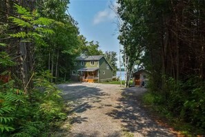 Exterior - Talbot Waterfront Cottage (Kawartha Lakes)
