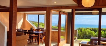 Tawa Whare Ocean Views