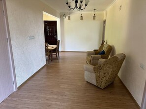 Interior - Soothing villa with WiFi in beautiful Batumi (Batumi)