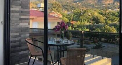 Luxury flat, great view-terrace-pool Lapta Kyrenia