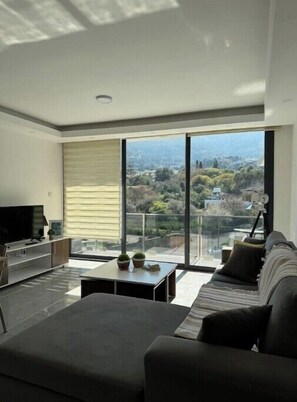 Living area - Luxury flat, great view-terrace-pool Lapta Kyrenia (Cairo Governorate)