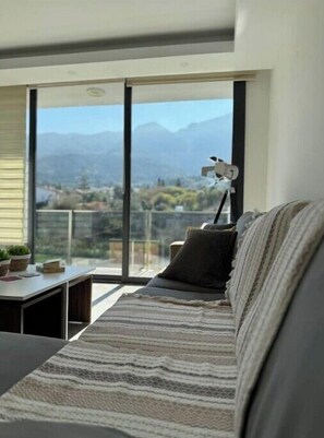 Living area - Luxury flat, great view-terrace-pool Lapta Kyrenia (Cairo Governorate)