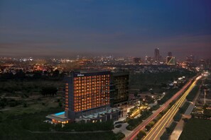 Exterior - Hilton Gurugram Baani City Centre (Gurugram)