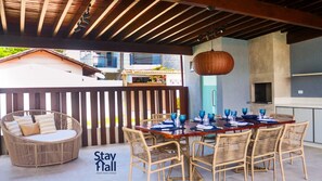 Villa | Outdoor dining