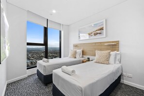 2 slaapkamers, een strijkplank/strijkijzer, gratis wifi, beddengoed