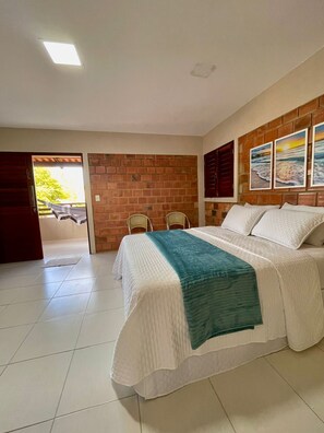 5 bedrooms, bed sheets