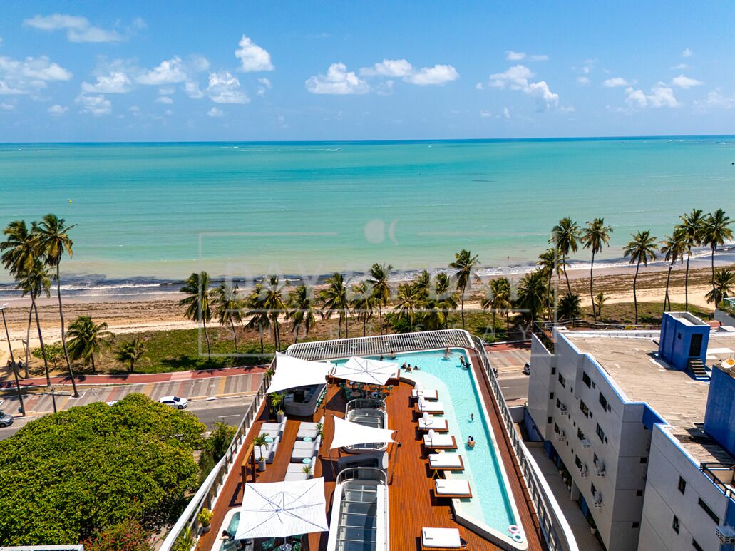 2 piscinas externas