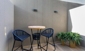 Suite básica | Restaurante al aire libre
