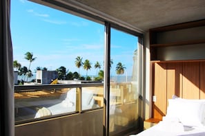 Comfort Studio | 1 bedroom, premium bedding, desk, laptop workspace