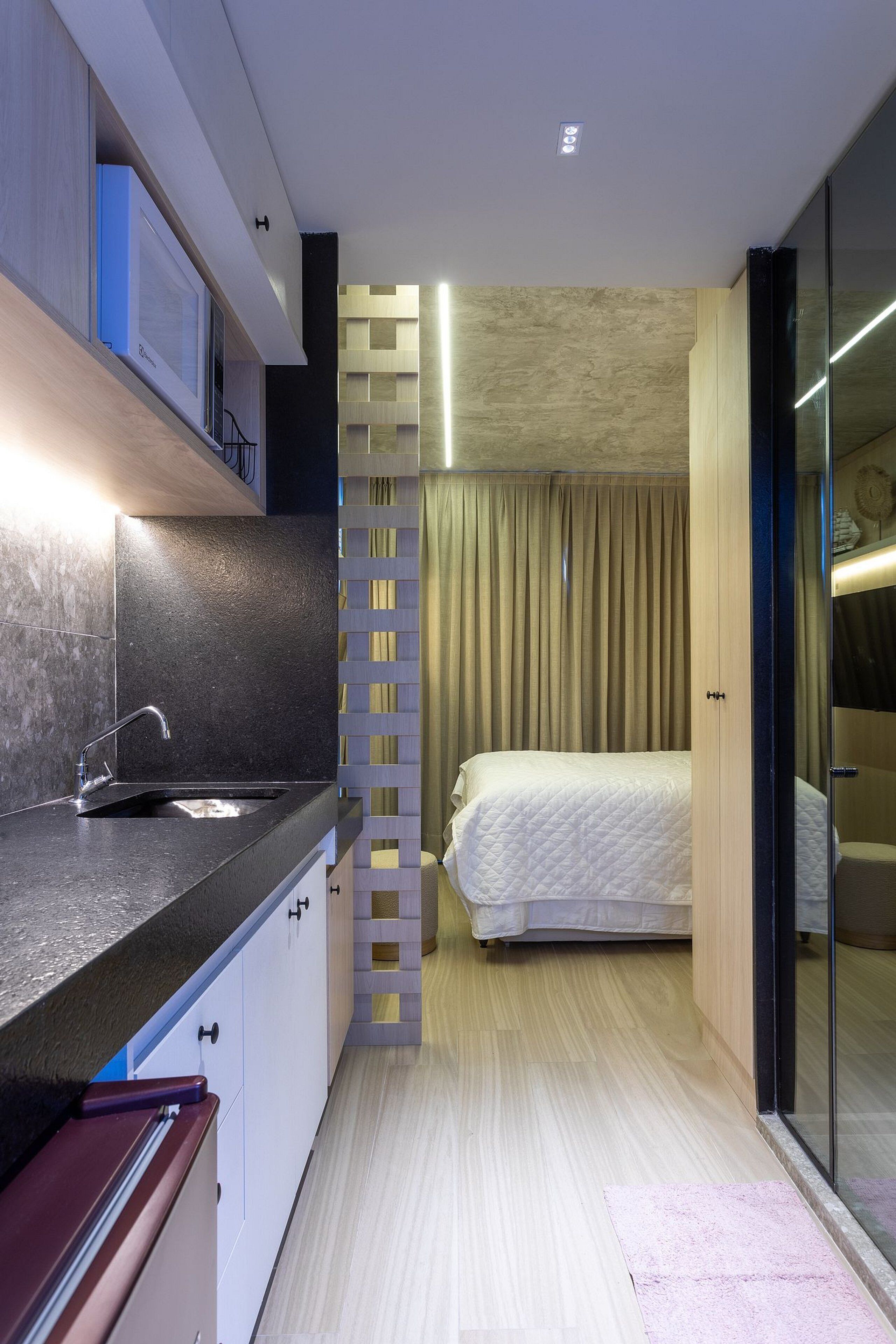 Ropa de cama de alta calidad y escritorio 
