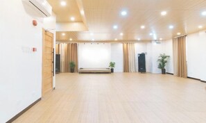 Interior - RedDoorz @ RJs Bldg near Lyceum Gen Trias Cavite (General Trias)