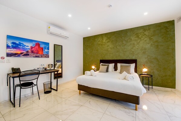 1 多间卧室、办公桌、免费 WiFi、床单