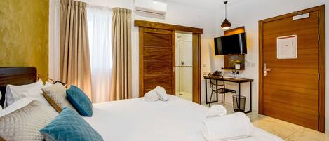 1 slaapkamer, een bureau, gratis wifi, beddengoed