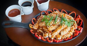 Tägliches inbegriffenes kontinentales Frühstück