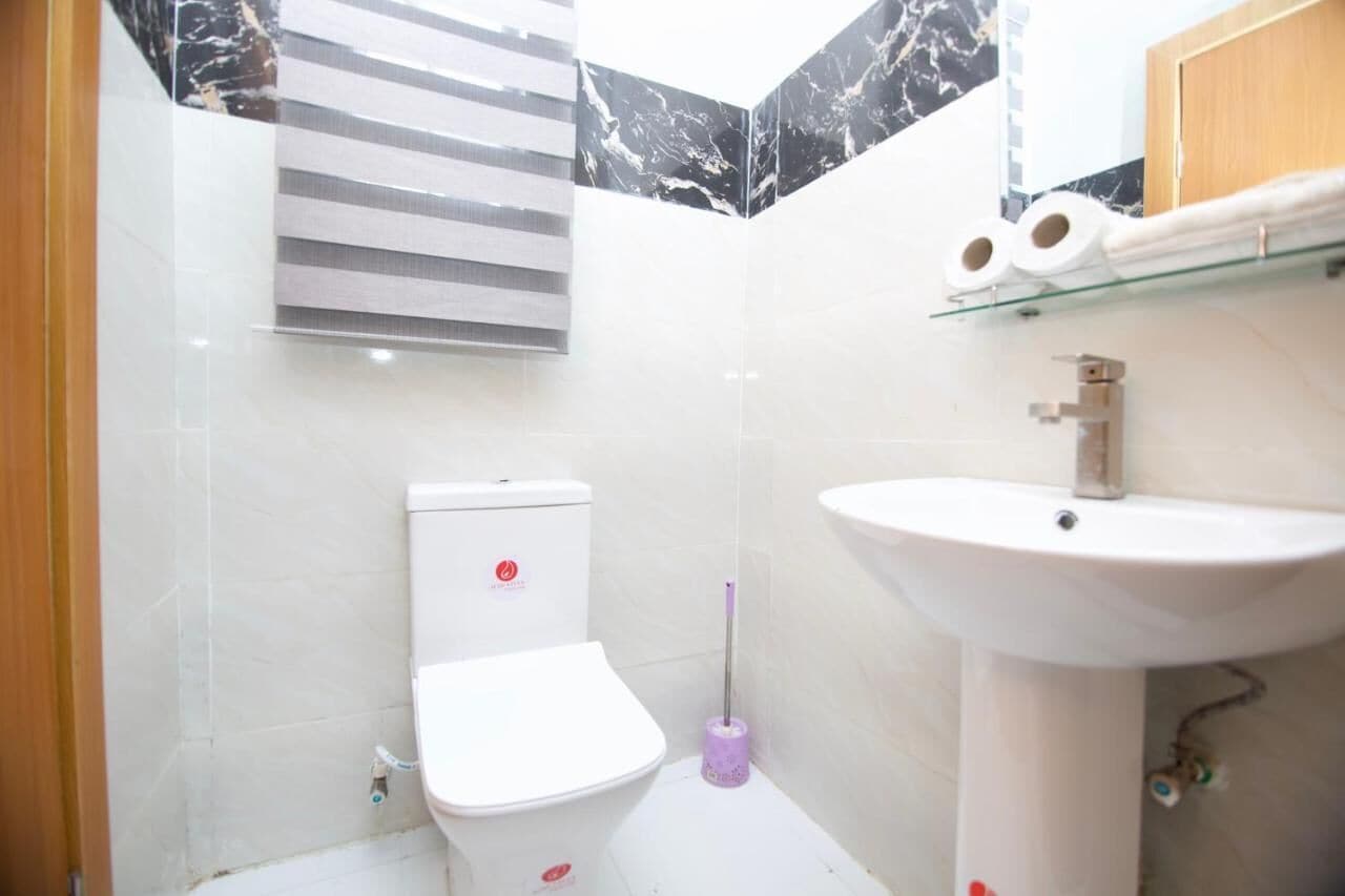 基础客房 | 浴室