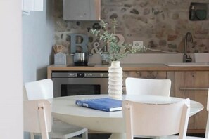 Fridge, microwave, stovetop, dishwasher - Al borgo vacation home Rimini (CIR) 099014-AT-00958 (Rimini)