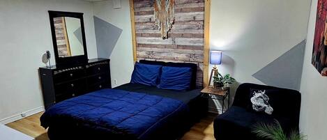 2 habitaciones, tabla de planchar con plancha, wifi y ropa de cama