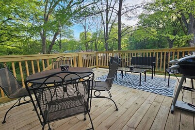 The Tea Cottage•Stylish•Rain Shower•Location