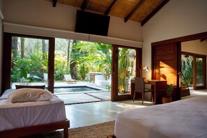 2 bedrooms, iron/ironing board, WiFi, bed sheets - Milla La Maria North Santa Teresa Beachside Villa (Cobano)