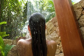 2 dormitorios, tabla de planchar con plancha, wifi y ropa de cama