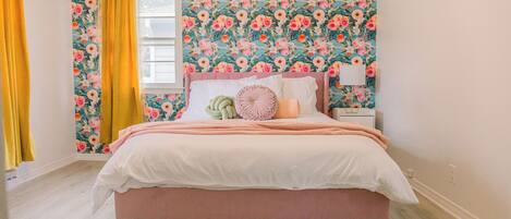 4 bedrooms, iron/ironing board, travel cot, free WiFi