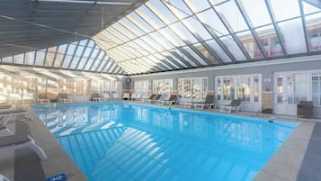 Piscine couverte, piscine chauffée