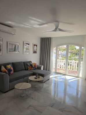 Living area - Balcon del Golf - 2Bd | Pool (Calahonda)