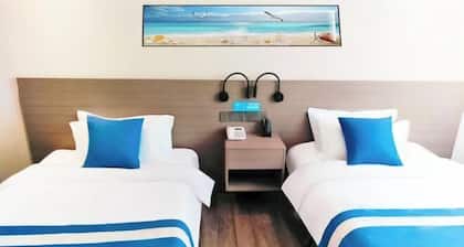 Home Inn Baiyun Hotel (Jinhu Suning Yigou Plaza Branch)