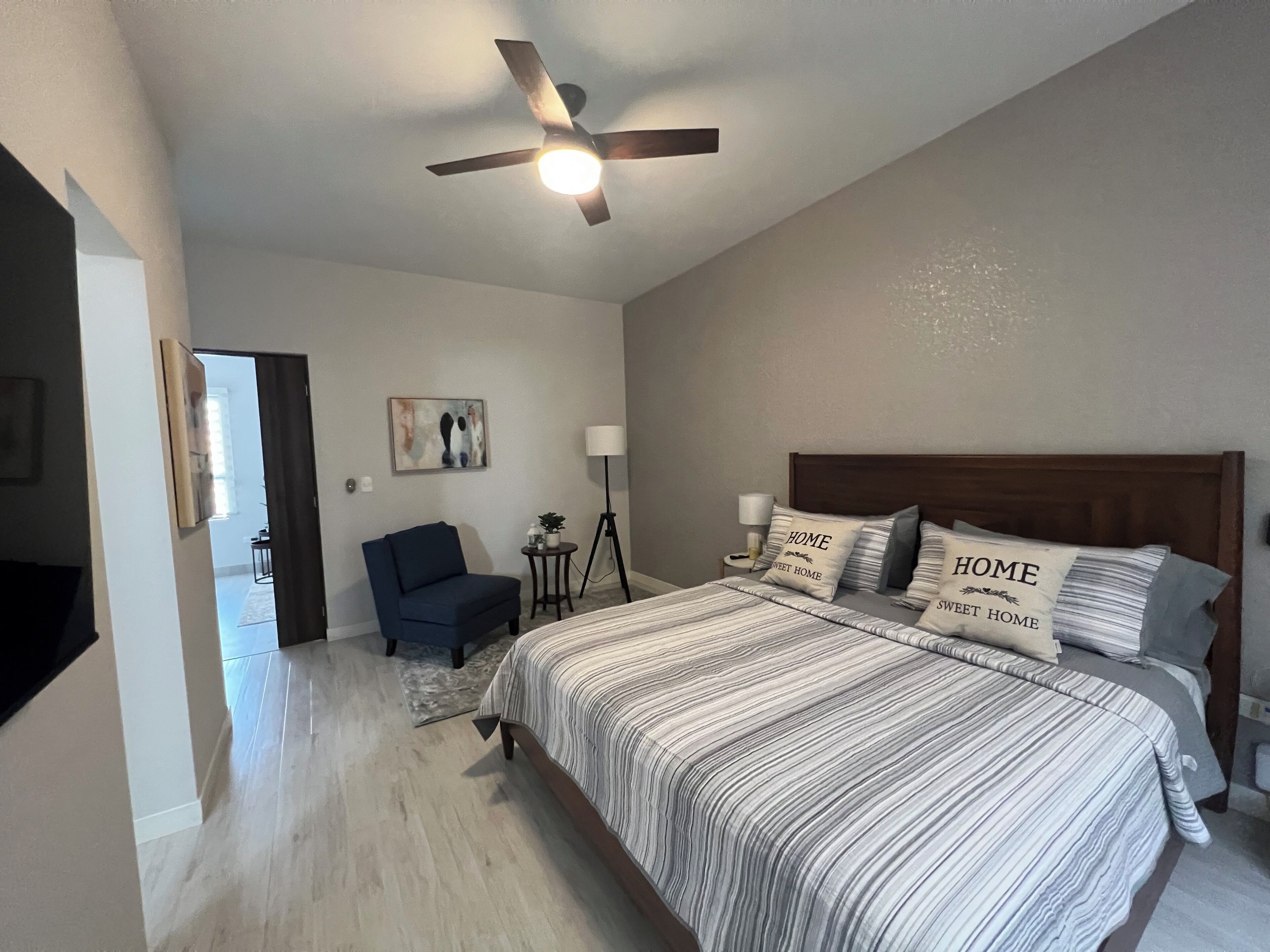3 bedrooms, iron/ironing board, free WiFi, bed sheets