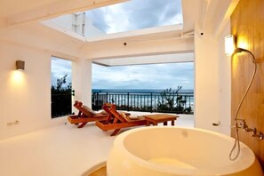 Bathroom - Kenting Hostel (Dawan) (Pingtung)