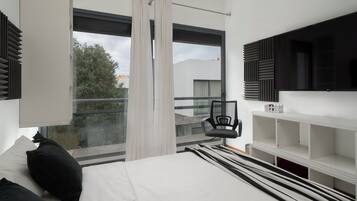 2 makuuhuonetta, silitysrauta/-lauta, Wi-Fi, vuodevaatteet