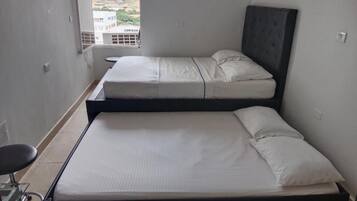 1 多间卧室、WiFi、床单