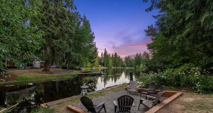 Guest Cottage with Lake Access, Row Boat, Kayaks