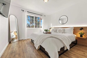 5 chambres, fer et planche à repasser, lit de bébé portatif, Wi-Fi