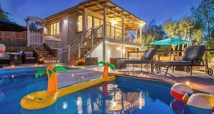 Resort-Style 5BR Villa with Guesthouse, Pool & Spa