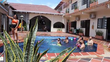 Alberca al aire libre