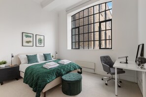 2 quartos, ferros/tábuas de passar roupa, Wi-Fi de cortesia