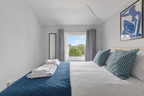 2 habitaciones, tabla de planchar con plancha y wifi gratis 