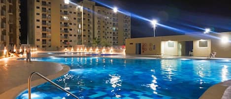 Piscine extérieure