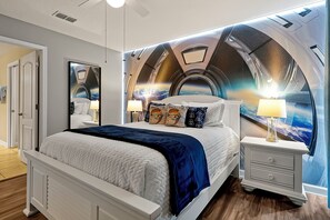 9 dormitoris, escriptori i planxa i posts de planxar 