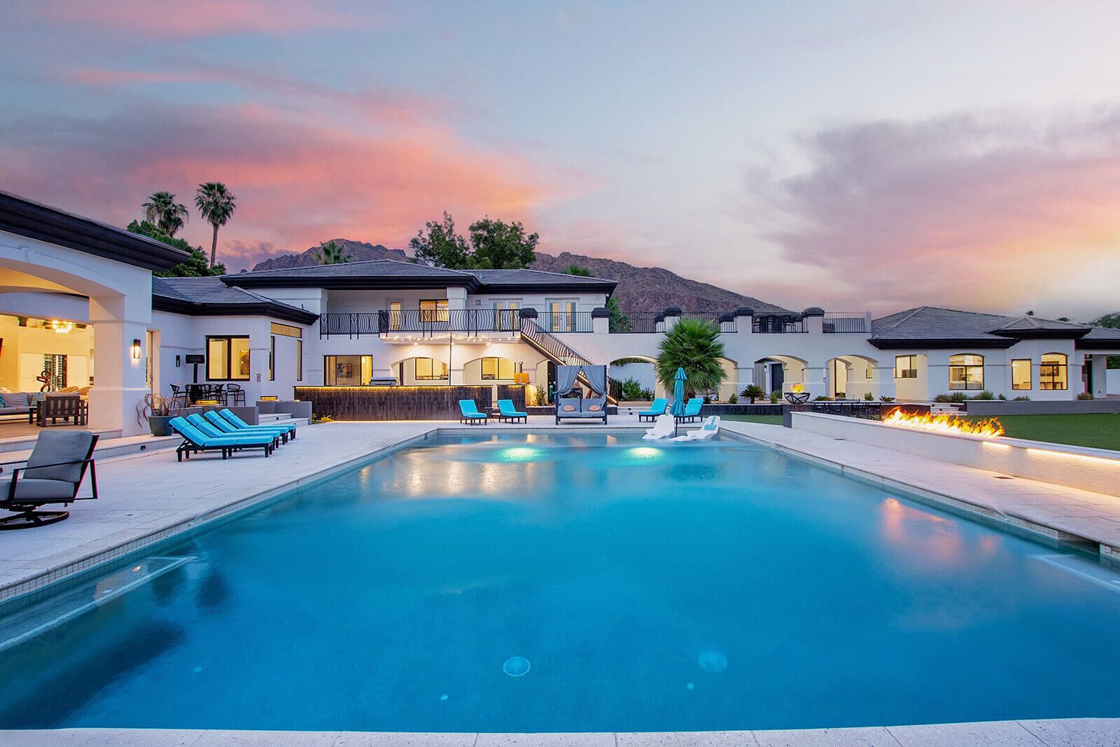 Resort-Style Living: Luxury Home with Pool & Golf