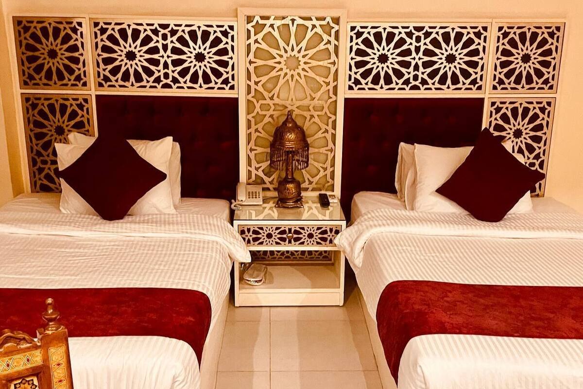 Deluxe Double Room | Hypo-allergenic bedding available, down comforters, laptop workspace