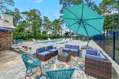 Dog Friendly | Saltwater Pool | Fire Pit | Beach Getaways