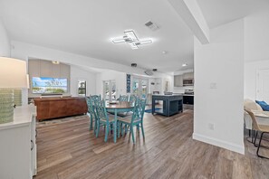 Interior - Bayside Bliss | Dog Friendly | Saltwater Pool | Fire Pit | Beach Getaways (Pensacola)