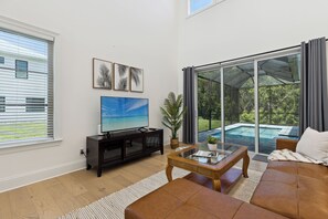 Smart TV, table football