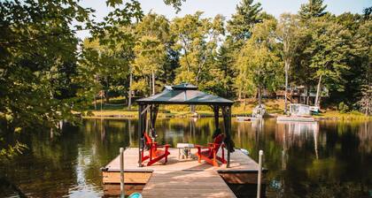 3BR Waterfront Hidden Gem w/Private Dock & Hot Tub